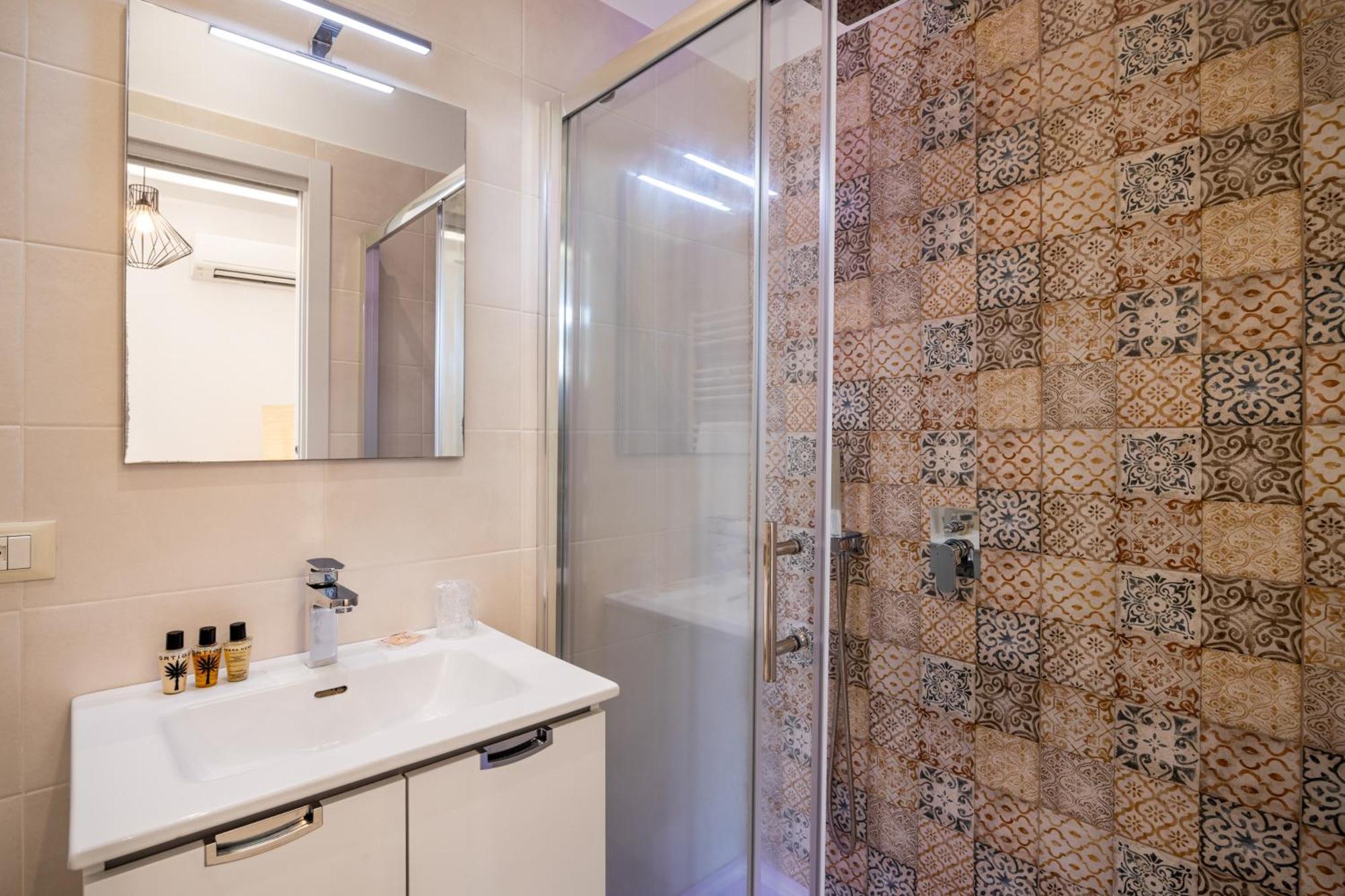 Sister'S Suites Rooms Palermo Buitenkant foto